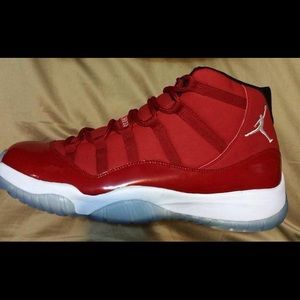 Jordan 11s